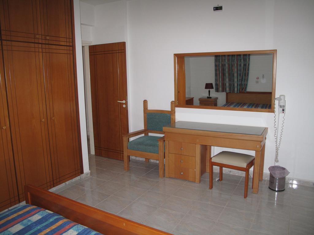 Chriseleni Latchi Villas Polis ภายนอก รูปภาพ