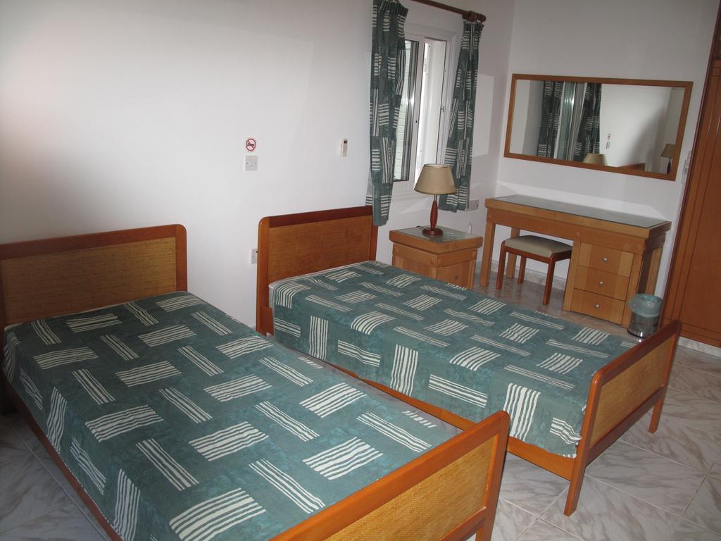 Chriseleni Latchi Villas Polis ภายนอก รูปภาพ