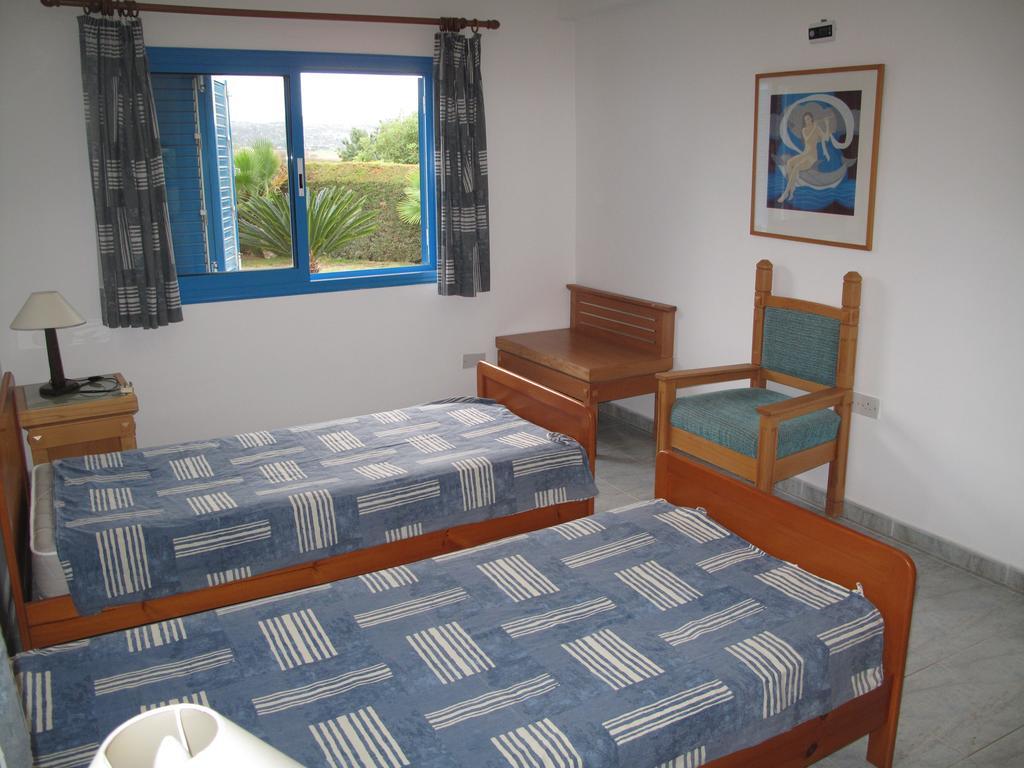 Chriseleni Latchi Villas Polis ภายนอก รูปภาพ